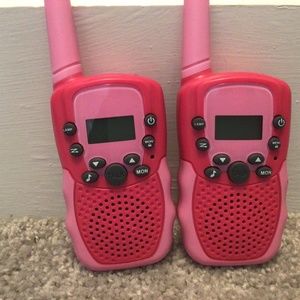 2 walkie talkies in pink